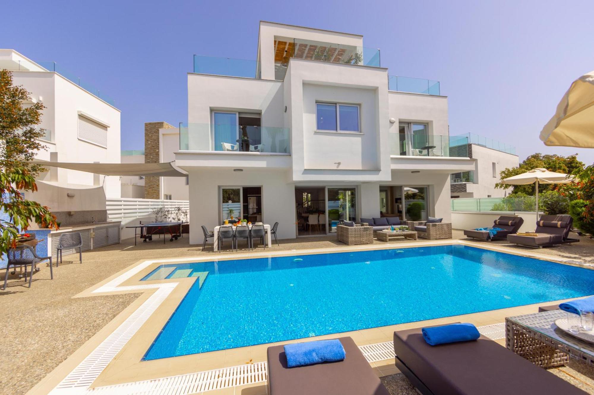 Fig Tree Bay Residences 3 โปรทาราส ภายนอก รูปภาพ