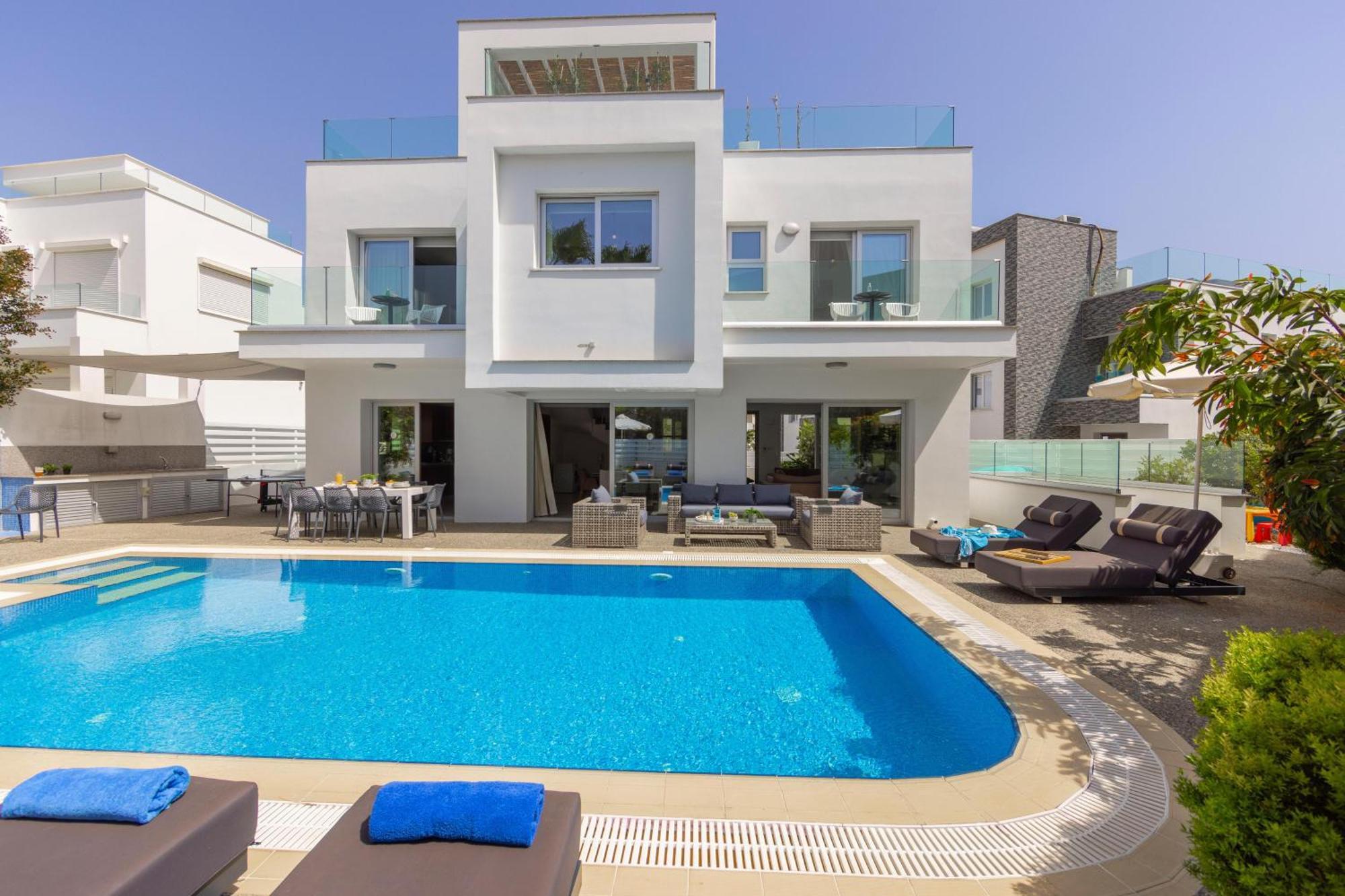 Fig Tree Bay Residences 3 โปรทาราส ภายนอก รูปภาพ