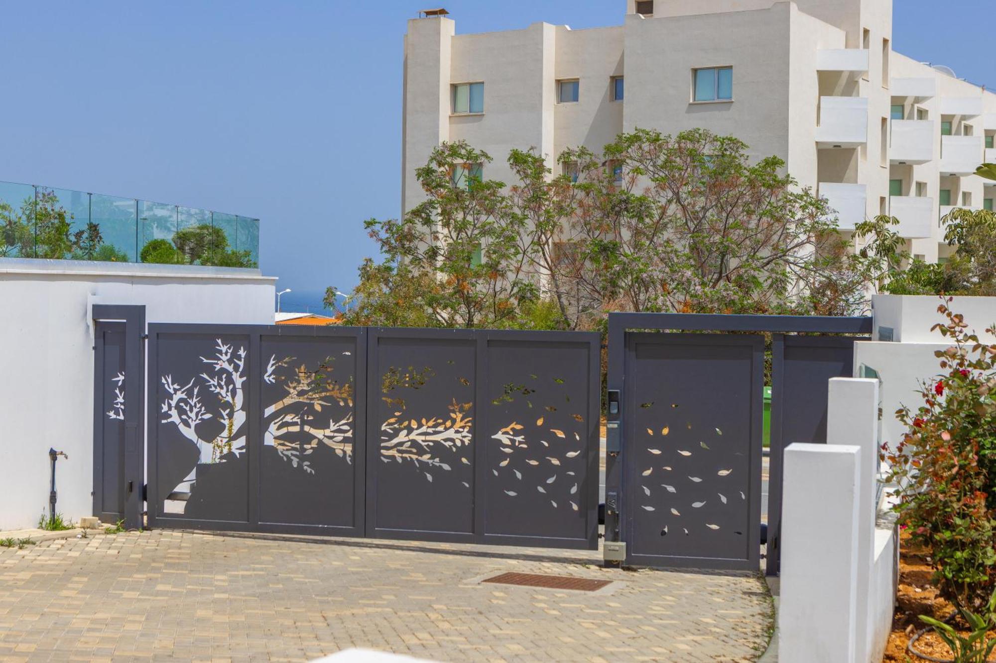 Fig Tree Bay Residences 3 โปรทาราส ภายนอก รูปภาพ
