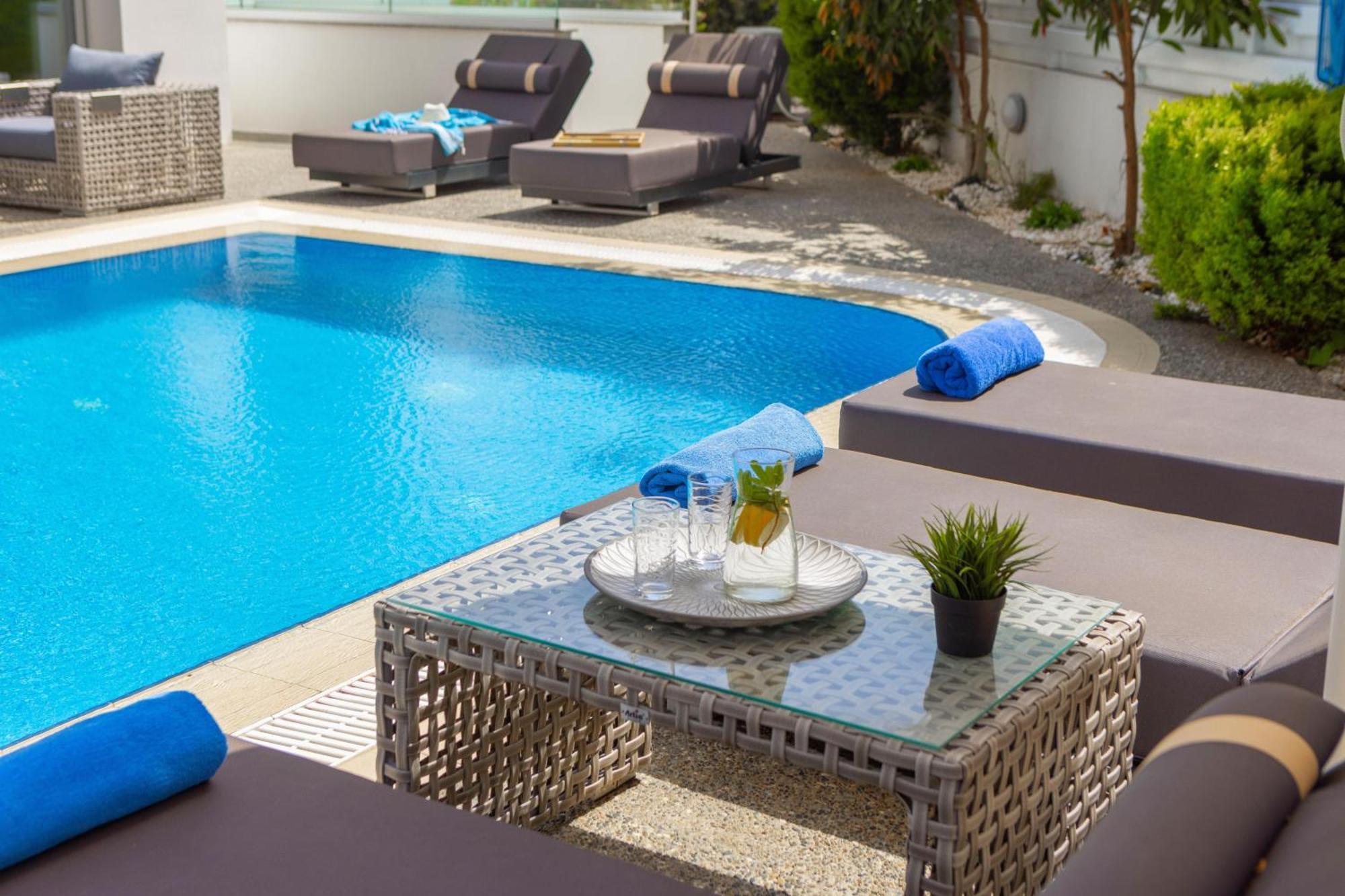 Fig Tree Bay Residences 3 โปรทาราส ภายนอก รูปภาพ